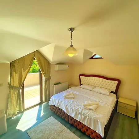 Lustra Garden Aparthotel *