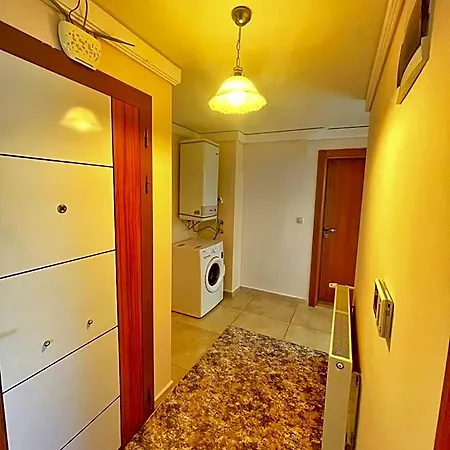 Aparthotel Lustra Garden