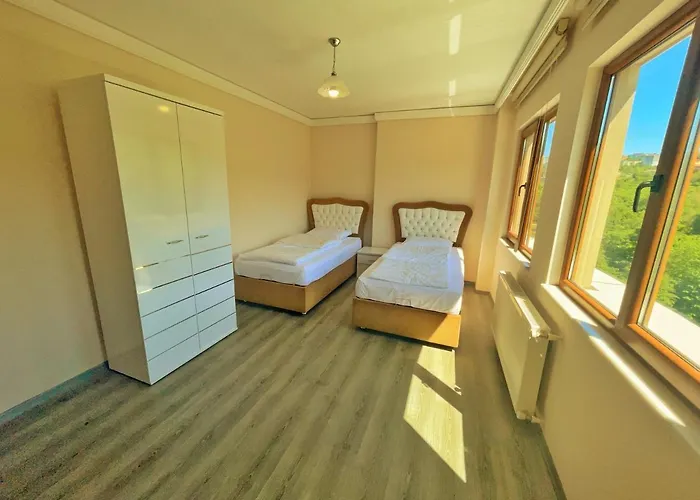 Aparthotel Lustra Garden