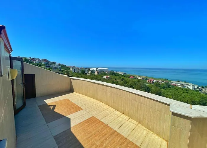 Lustra Garden Aparthotel