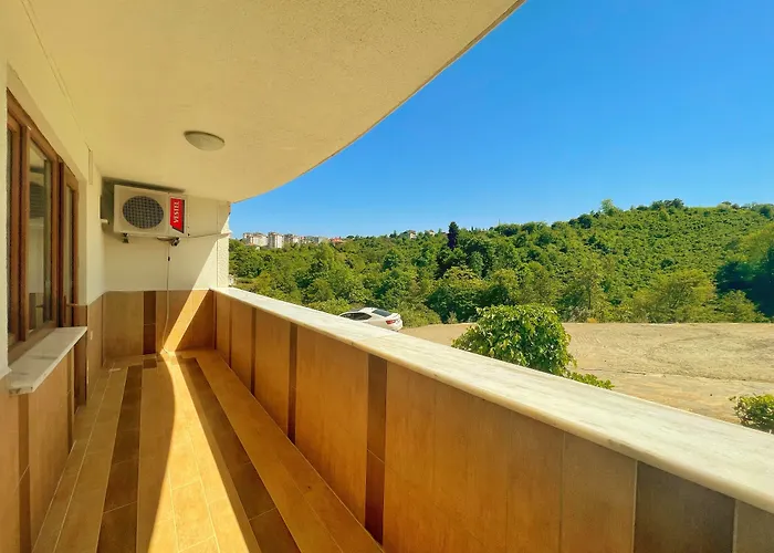 Aparthotel Lustra Garden